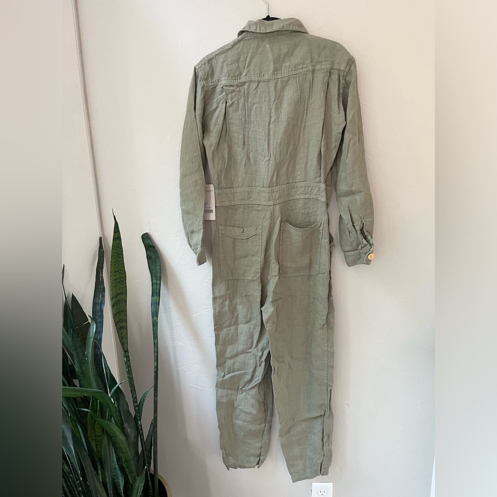 ✨MATE THE LABEL LINEN LONG SLEEVE JUMPSUIT IN SAGE XS - Picture 4 of 6